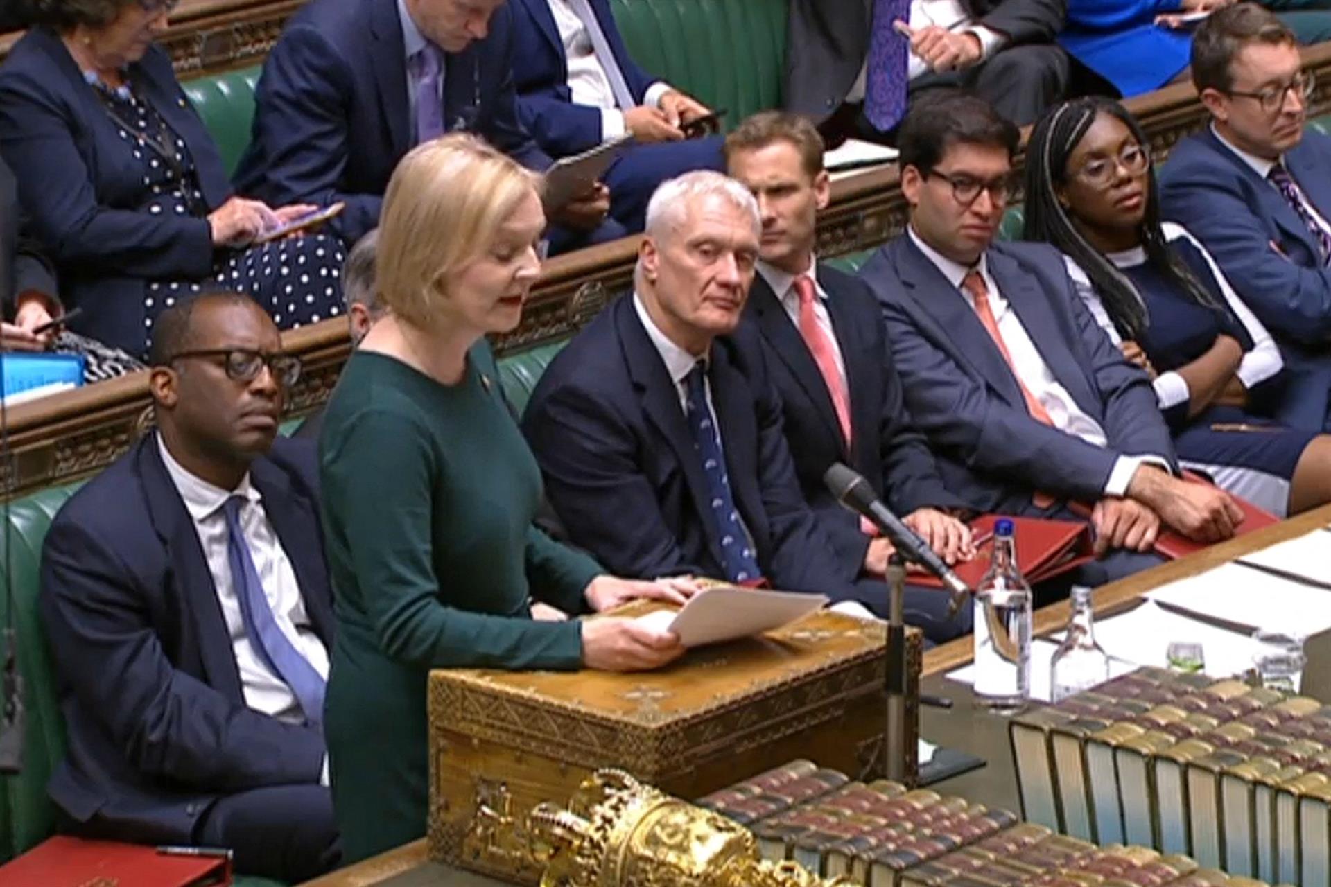 Χάος στην κυβέρνηση της Βρετανίας – Πρωτοφανείς σκηνές στην Βουλή