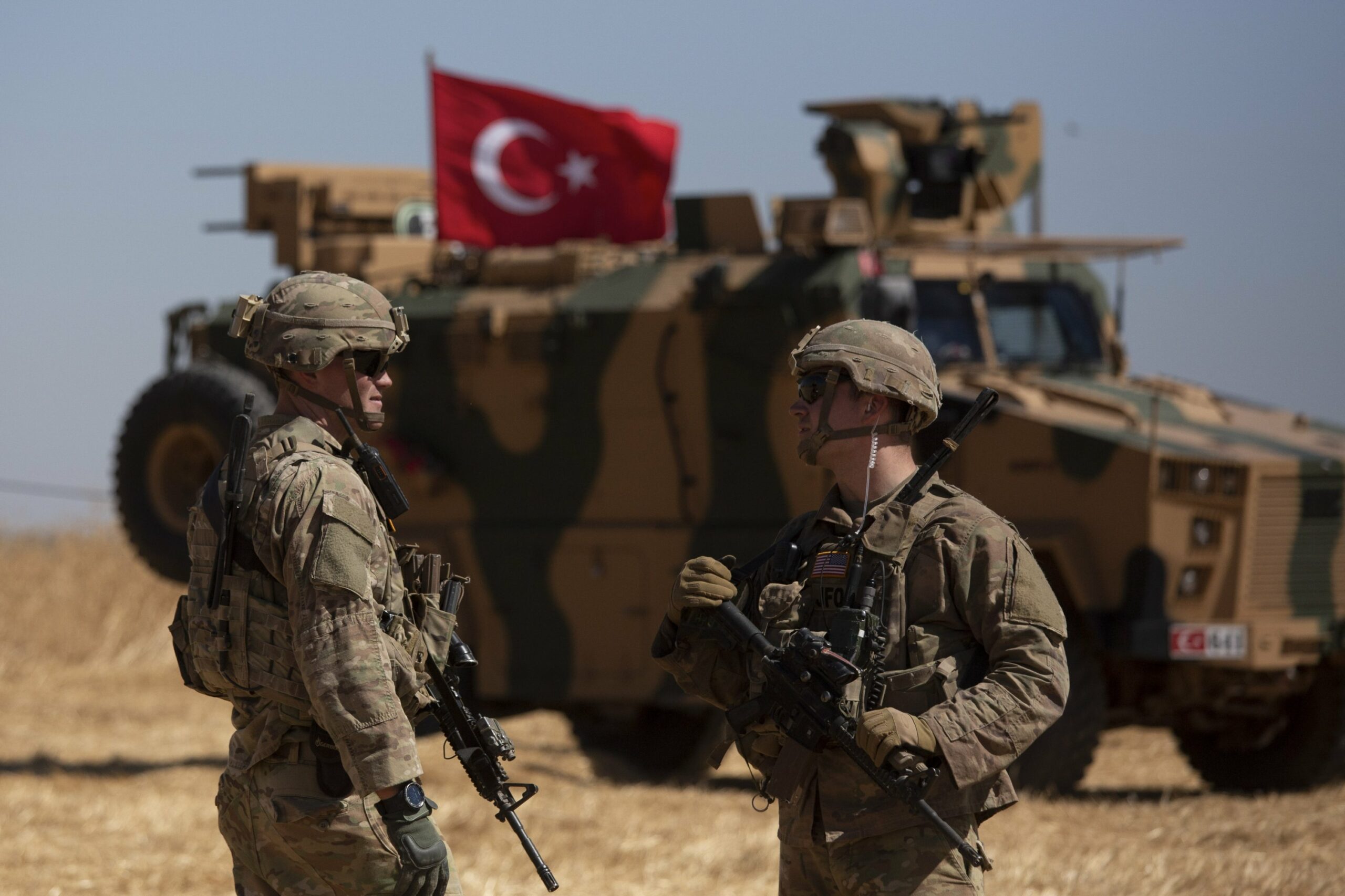 ΗΠΑ: «Ελπίζουμε ότι οι Τούρκοι δεν θα προχωρήσουν σε χερσαία απόβαση στη Συρία»