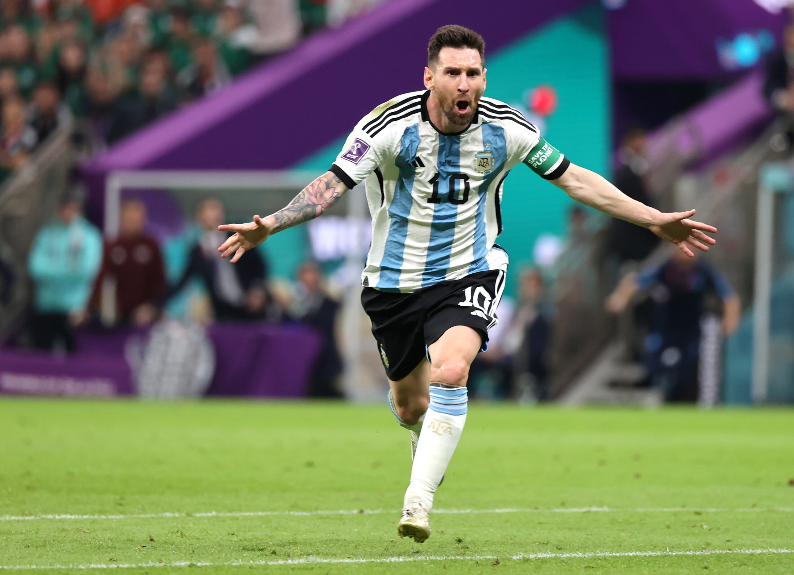Μουντιάλ 2022, Αργεντινή - Μεξικό 2-0: Ο μάγος Μέσι τη σήκωσε στους ώμους και την κράτησε ζωντανή