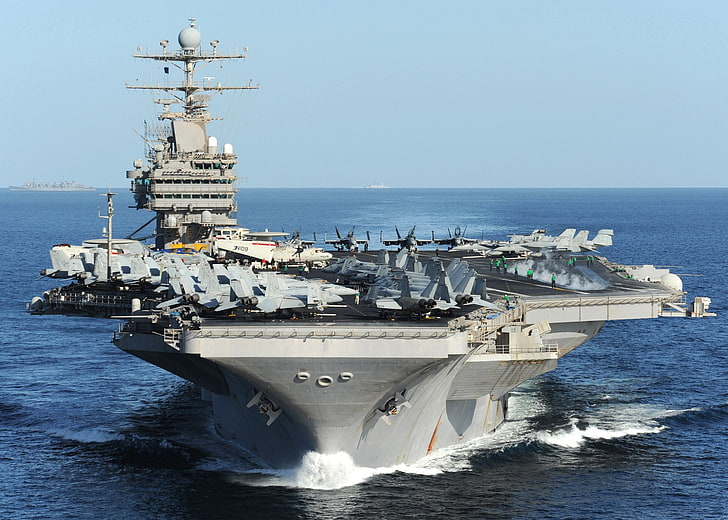 ΗΠΑ: Εννέα τραυματίες από πυρκαγιά στο αμερικανικό αεροπλανοφόρο USS Abraham Lincoln