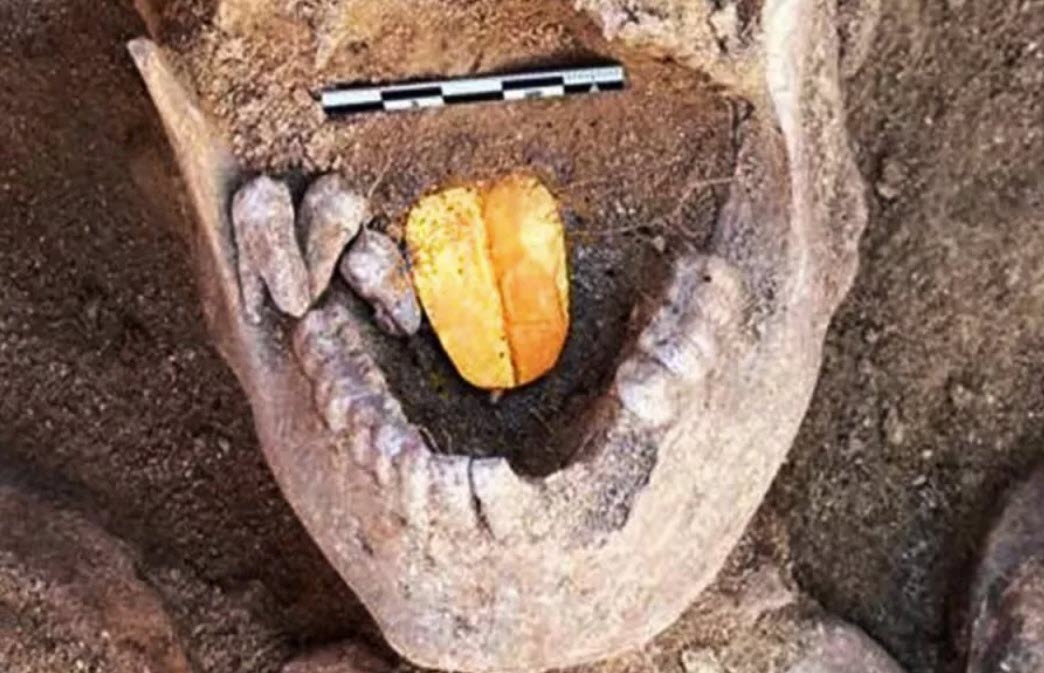 Αίγυπτος: Μούμιες με χρυσές γλώσσες έφερε στο φως η αρχαιολογική σκαπάνη στο Δέλτα του Νείλου