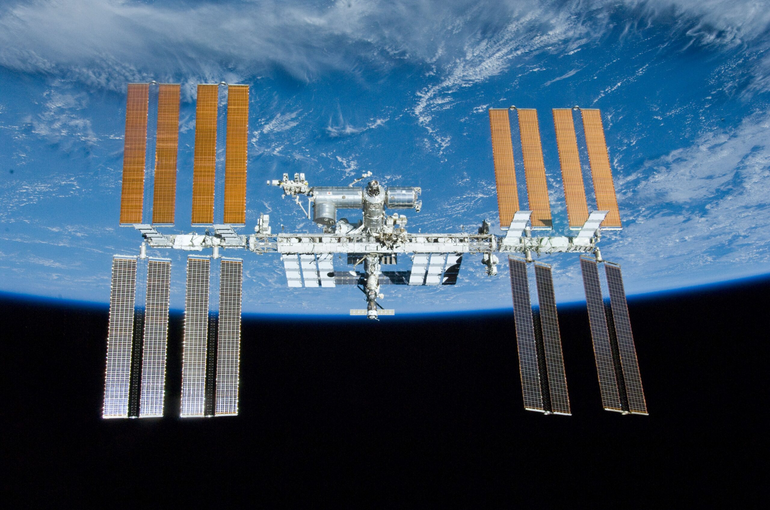 SpaceX: Υποψήφια για τη διάσωση αστροναυτών που εγκλωβίστηκαν στον ISS