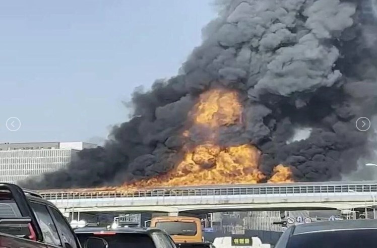 Σοκαριστικές εικόνες από τη Νότια Κορέα: Φωτιά σε αυτοκινητόδρομο - Τουλάχιστον πέντε νεκροί, δεκάδες τραυματίες