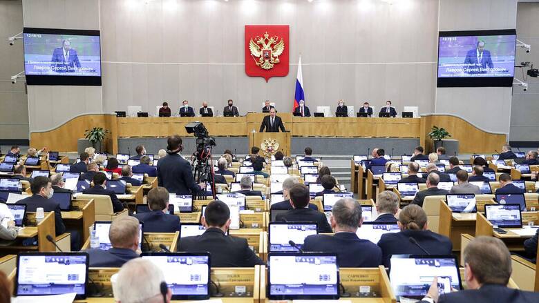Η Δούμα απαγορεύει στις Ρωσίδες να γίνουν παρένθετες αλλοδαπών
