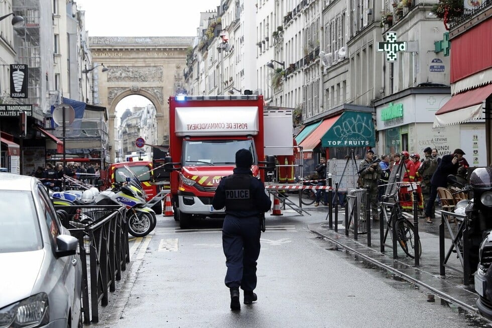 Επίθεση στο Παρίσι: «Μισώ παθολογικά τους ξένους» ομολόγησε ο δράστης που άνοιξε πυρ κατά Κούρδων