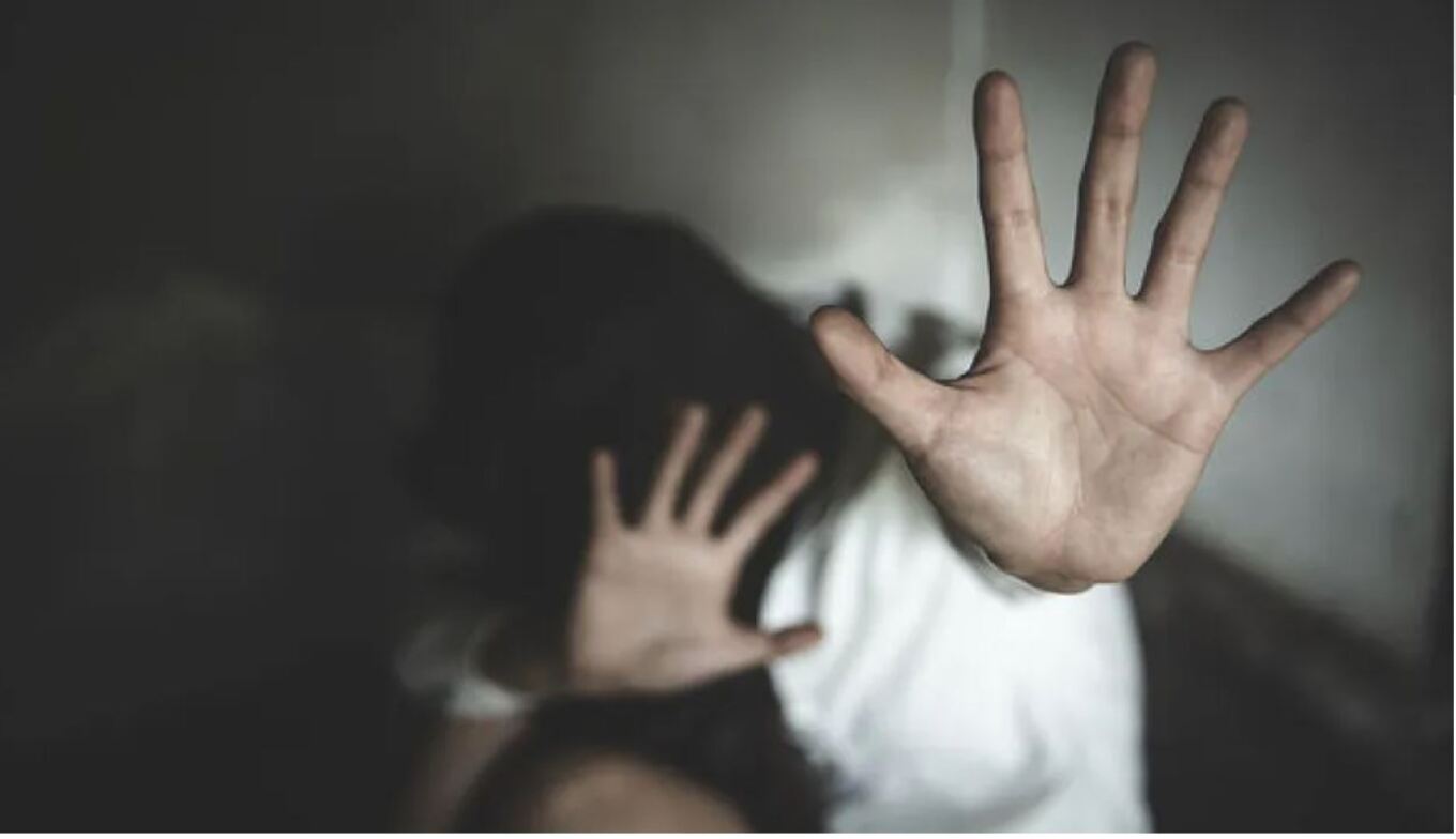 Φρίκη στην Καλαμάτα: 61χρονος συνελήφθη για ασέλγεια σε βάρος της 12χρονης κόρης του
