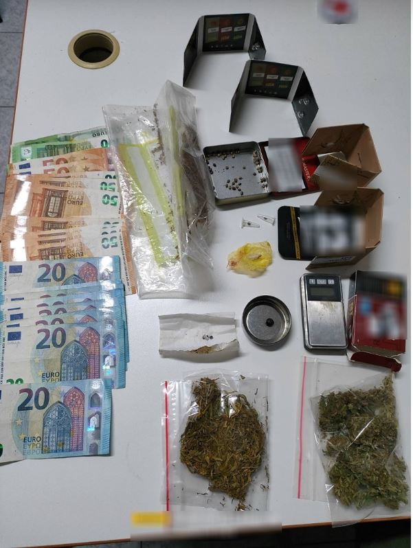 Ηράκλειο: Δύο συλλήψεις για ναρκωτικά στην Ιεράπετρα - Εντοπίστηκε κάνναβη, αμφεταμίνες και καραμέλες εμποτισμένες με L.S.D.
