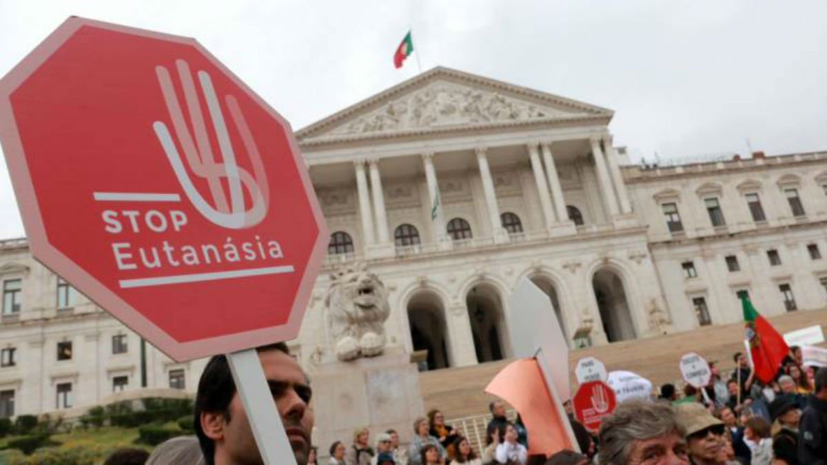 Πορτογαλία: Το Συνταγματικό Δικαστήριο απέρριψε ως "ασαφή" τον νόμο για την αποποινικοποίηση της ευθανασίας