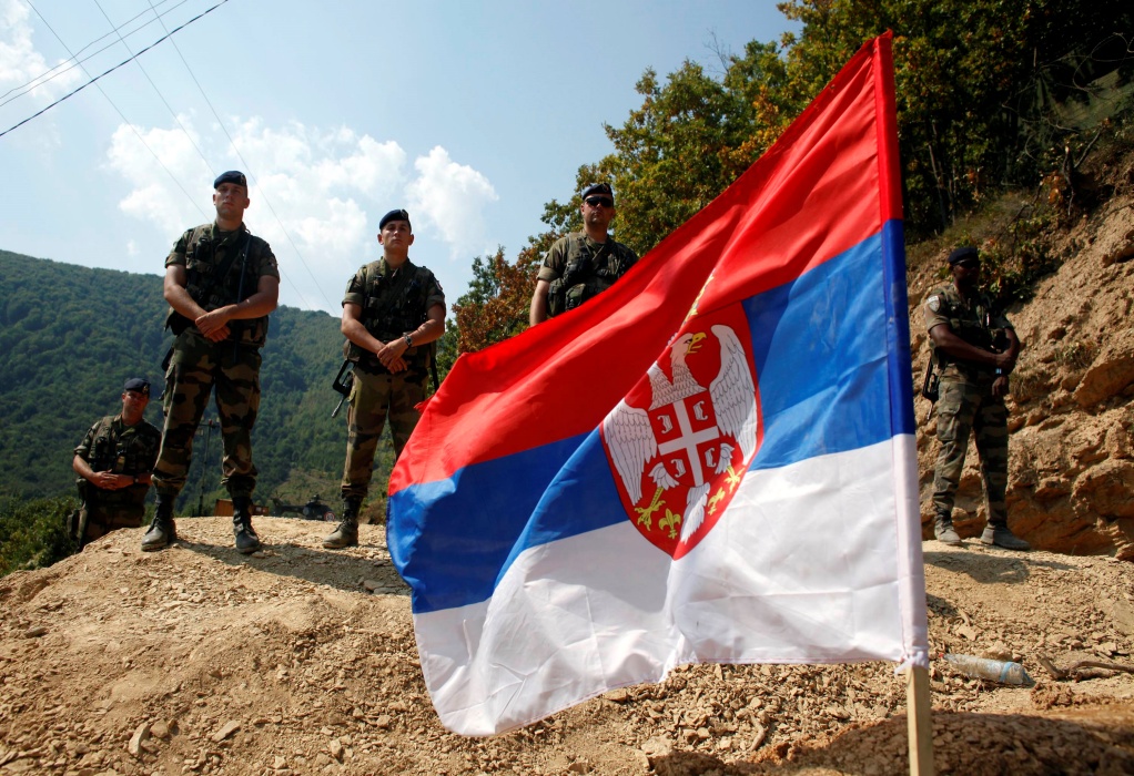 Επιστροφή στα φυσιολογικά επίπεδα για τα σερβικά στρατεύματα στο Κόσοβο