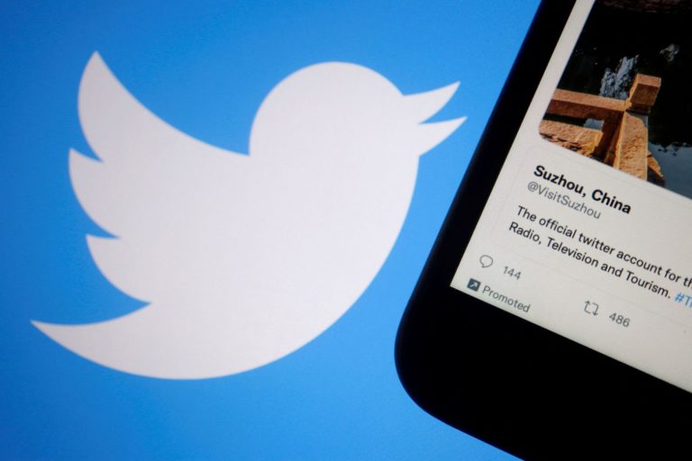 Ο Έλον Μασκ απολύει το 10% των εργαζομένων στο Twitter