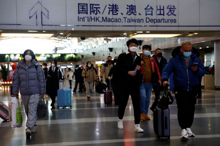 Κορονοϊός: Παρατείνονται έως 14/2 οι περιορισμοί για ταξιδιώτες από την Κίνα