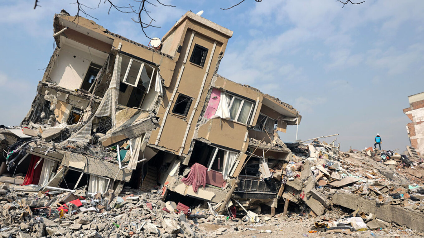 Ο σεισμός ενδέχεται να κοστίσει έως 84 δισ. δολάρια στην οικονομία της Τουρκίας