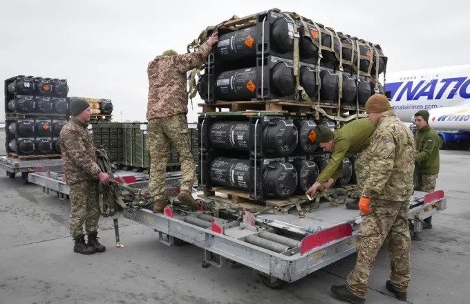 Οι ΗΠΑ ετοιμάζουν πακέτο 2 δισ. στρατιωτικής βοήθειας για την Ουκρανία