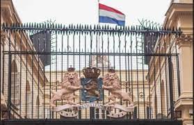 Η Ολλανδία κλείνει το προξενείο της στην Αγία Πετρούπολη