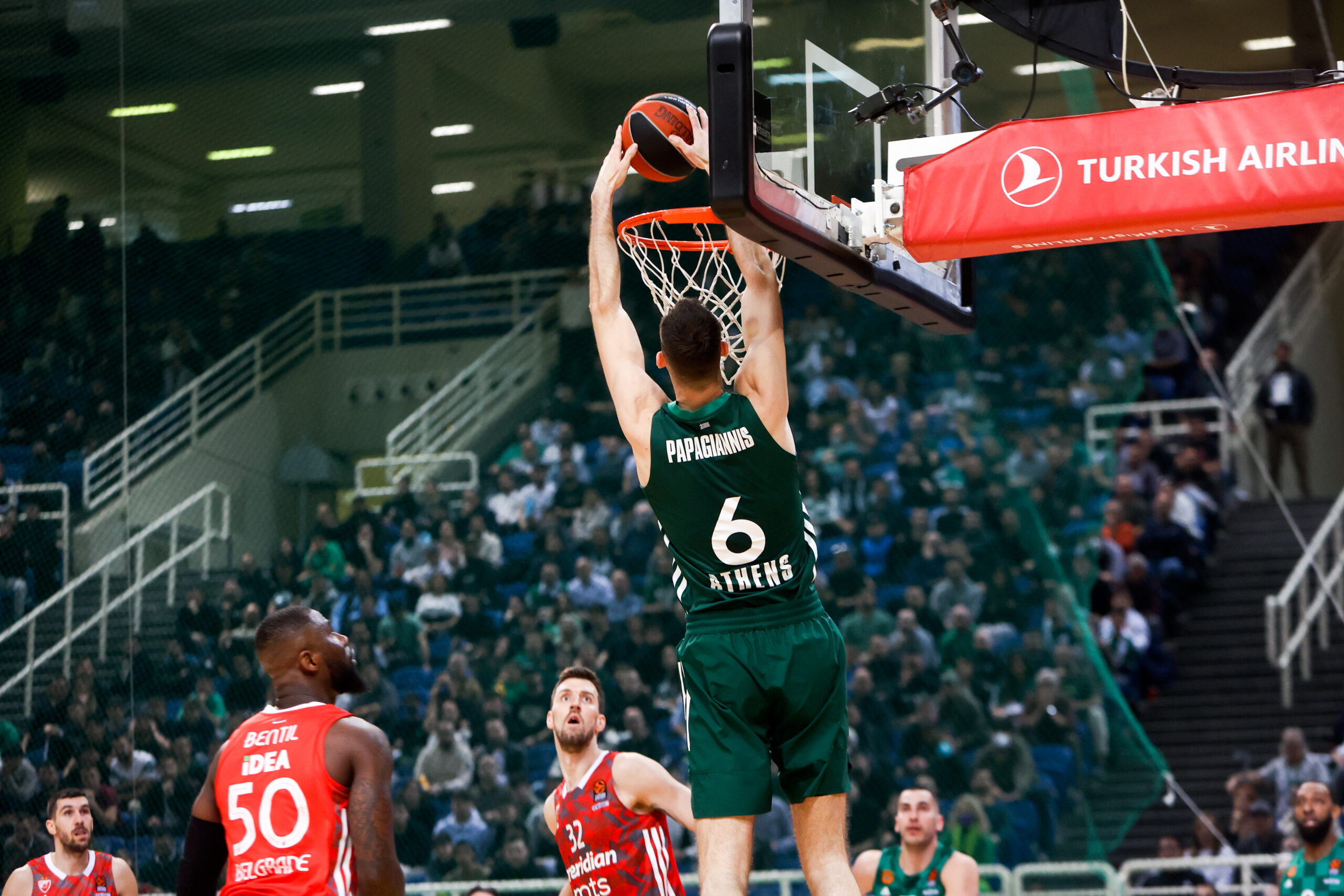 Παναθηναϊκός - Ερυθρός Αστέρας 75-66: Πράσινο come-back από το -16 και πρώτη νίκη για τον Σερέλη στην EuroLeague
