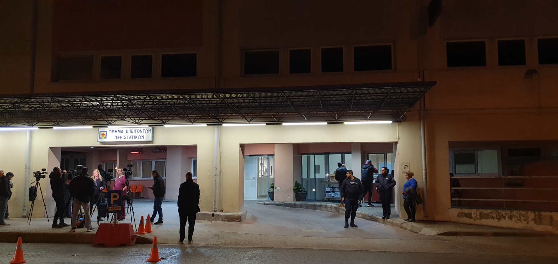 Τέμπη - Γενικό Νοσοκομείο Λάρισας: Ο διευθυντής των Επειγόντων περιγράφει τις πρώτες ώρες μετά το δυστύχημα