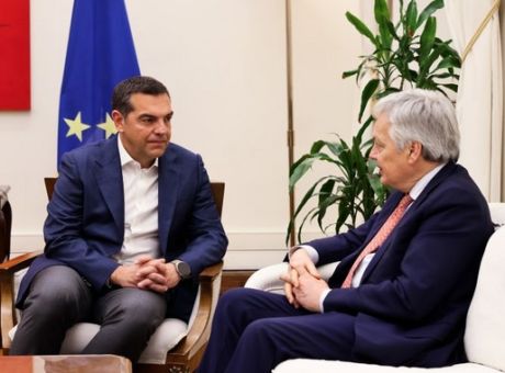Συνάντηση Αλ. Τσίπρα με τον επίτροπο Δικαιοσύνης της ΕΕ