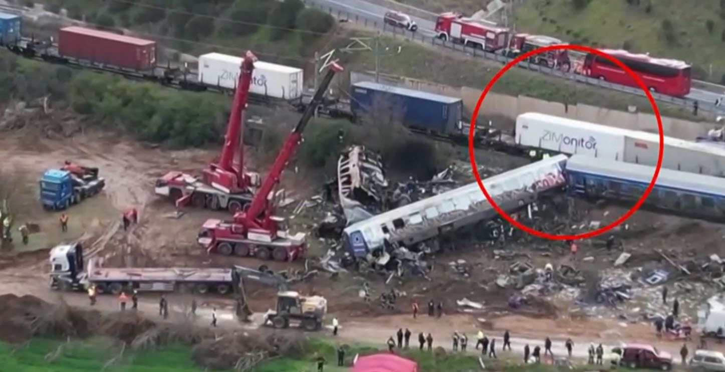 Τραγωδία Τέμπη: Τα σενάρια για την έκρηξη στο τρένο – Γιατί εξαϋλώθηκαν δύο ολόκληρα βαγόνια