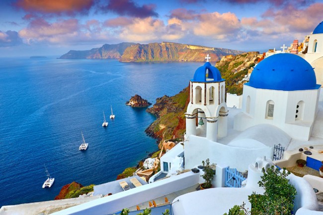 Οι Κυκλάδες πρωταγωνιστές του ελληνικού τουρισμού για το 2022. Η Σαντορίνη πρώτη σε εισπράξεις