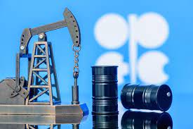 Πανικός στις αγορές πετρελαίου. Ο OPEC+ μειώνει την παραγωγή