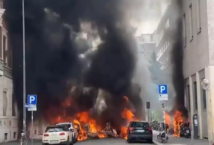 Συναγερμός στο Μιλάνο μετά από έκρηξη στο κέντρο - Πληροφορίες για αρκετά οχήματα τυλιγμένα στις φλόγες