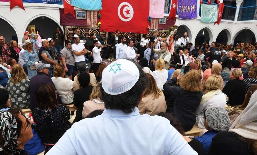 Τυνησία: Επίθεση κοντά σε συναγωγή στοιχίζει τη ζωή σε τέσσερις ανθρώπους- Εννέα τραυματίες