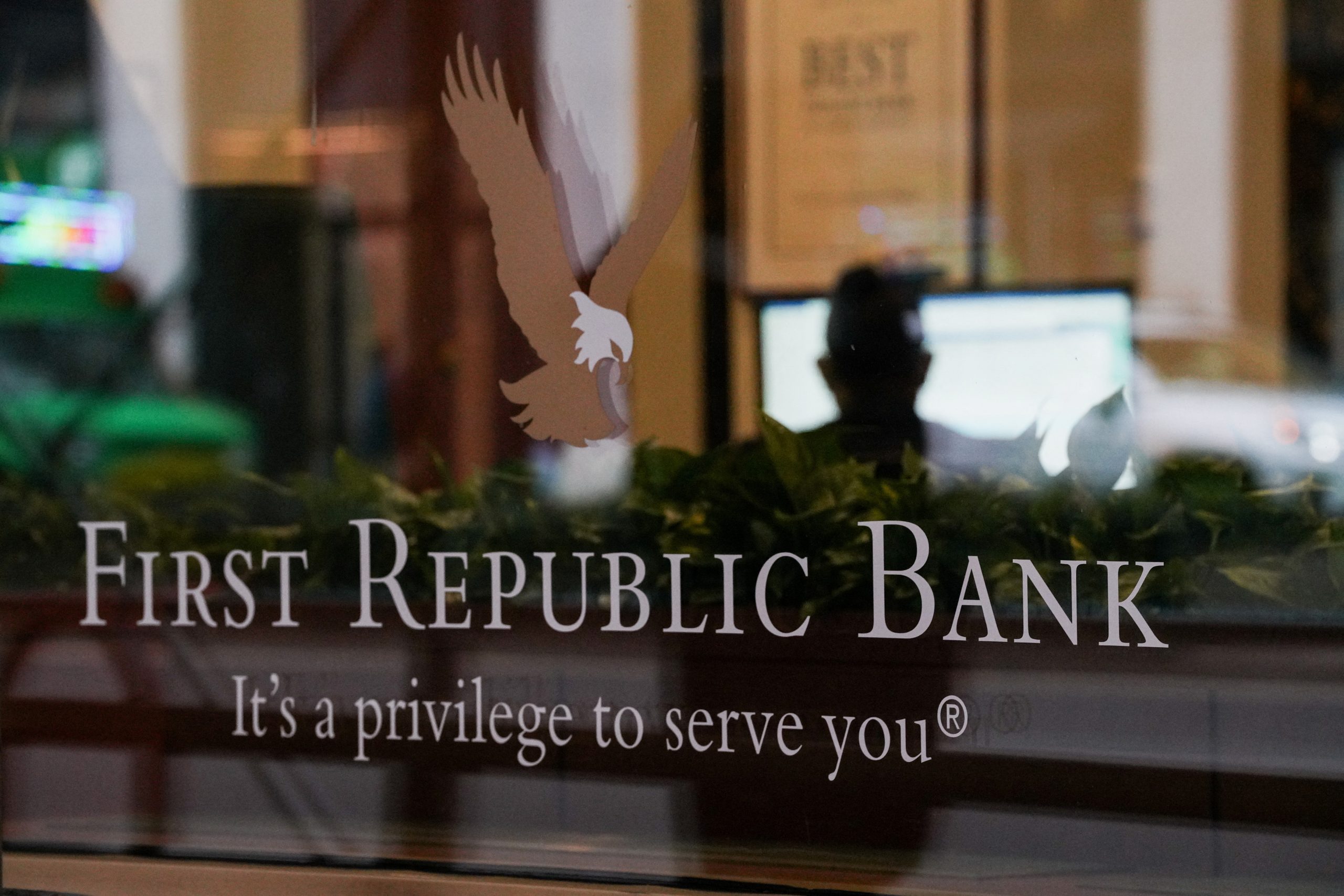 ΗΠΑ: Φόβοι για νέες καταρρεύσεις τραπεζών μετά την First Republic