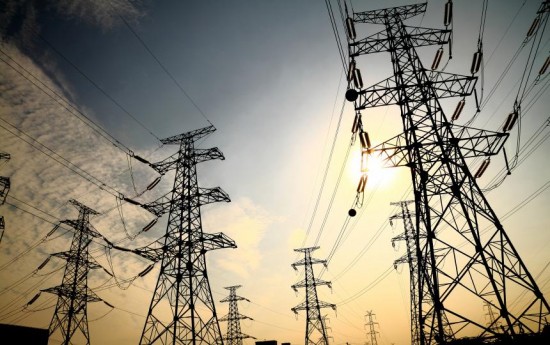 Παρατείνονται μέχρι τον Σεπτέμβριο τα έκτακτα μέτρα στην αγορά ηλεκτρισμού