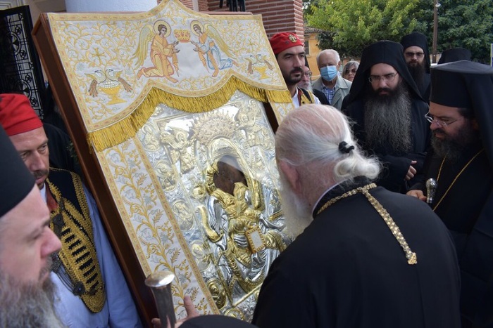 Παρατείνεται η παραμονή της εικόνας της Παναγίας «Άξιον Εστι» στην Αθήνα