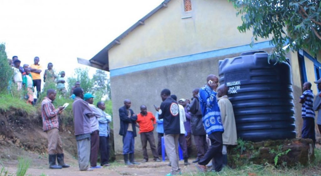Αιματηρή επίθεση σε σχολείο στην Ουγκάντα – 41 νεκροί!