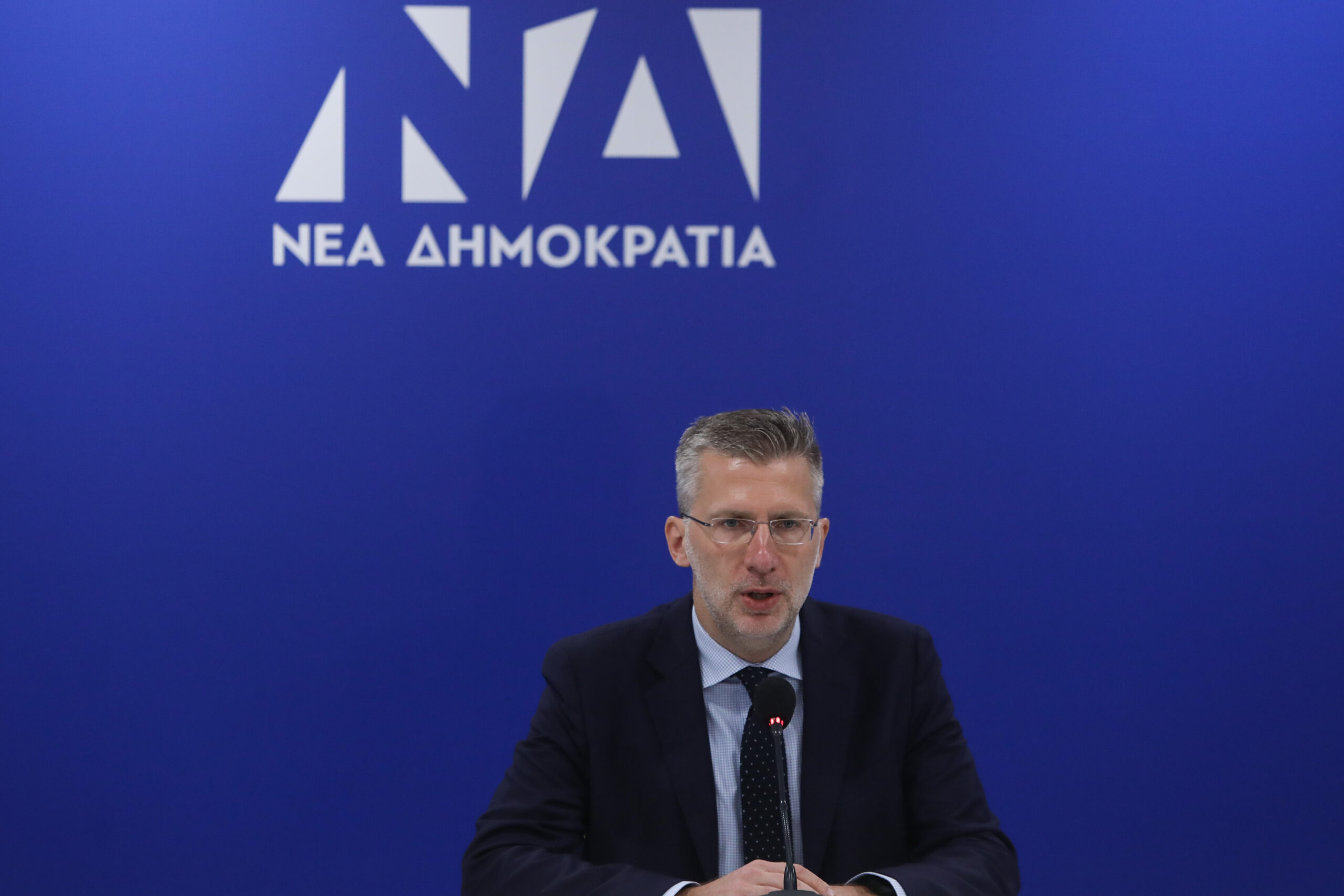 Α. Σκέρτσος σε ΣΥΡΙΖΑ και ΠΑΣΟΚ: «Αν ήταν υπεύθυνες πολιτικές δυνάμεις εξουσίας θα πρότειναν αντίστοιχα υπεύθυνα μέτρα»