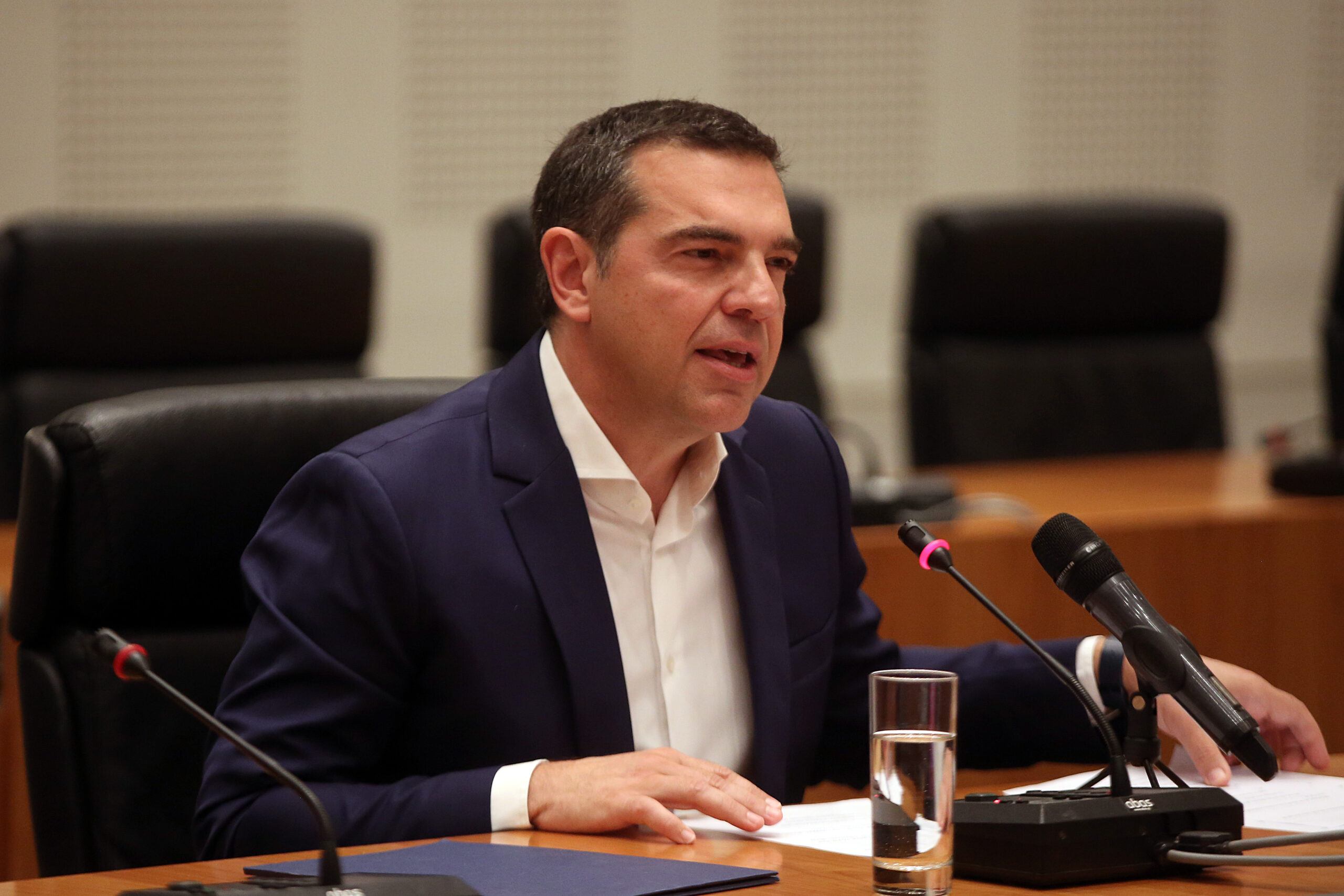 ΣΥΡΙΖΑ: Ο Αλέξης Τσίπρας δεν θα πάει στις Σπέτσες για το κάλεσμα Κασσελάκη - Βαρύ το κλίμα στο κόμμα