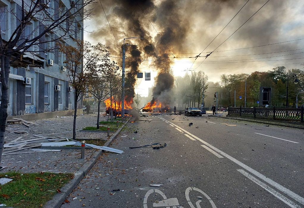 Ουκρανία: Μαζικοί ρωσικοί βομβαρδισμοί - Χτυπήθηκαν στόχοι σε Κίεβο και Λβιβ