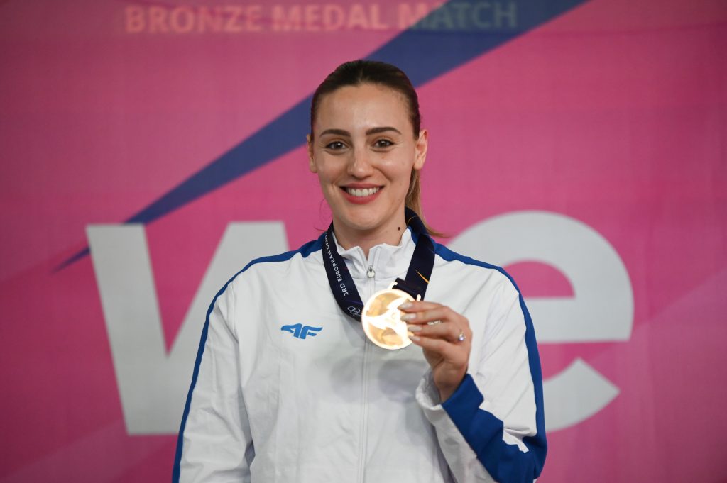 Χρυσό μετάλλιο η μοναδική Άννα Κορακάκη στους Ευρωπαϊκούς Αγώνες (βίντεο)