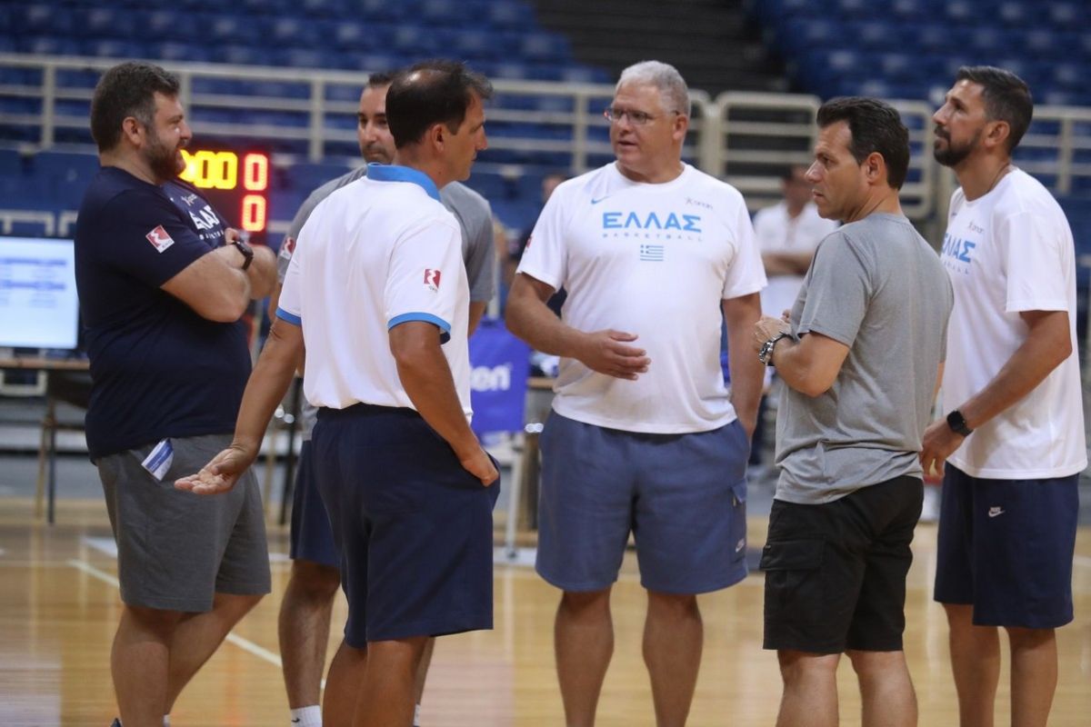 Η ΕΟΚ ανακοίνωσε το τεχνικό επιτελείο της Εθνικής Ελλάδας εν όψει MundoBasket 2023