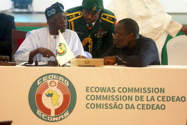 Νίγηρας: Νέα «πρόκληση» για τη CEDEAO η απόφαση να δικαστεί ο ανατραπείς πρόεδρος