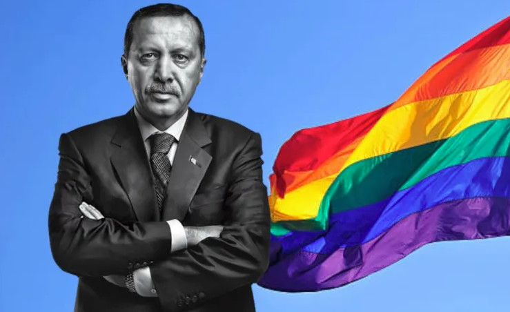 Νέος κύκλος αντιπαράθεσης με την Σουηδία με αιτία ομοίωμα του Ερντογάν με σημαία των ΛΟΑΤΚΙ