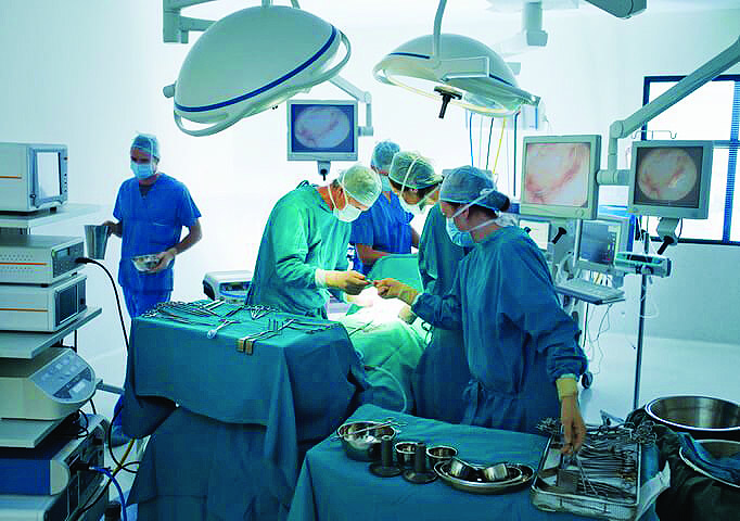 Με πλαφόν 2.000 ευρώ ξεκινούν τα απογευματινά χειρουργεία στο ΕΣΥ