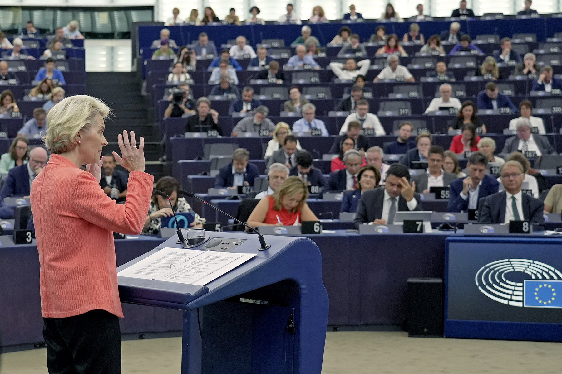Τα κρίσιμα ερωτήματα στην πρόεδρο της Κομισιόν, Ούρσουλα φον ντερ Λάιεν κατά την ετήσια συζήτηση για την κατάσταση της ΕΕ