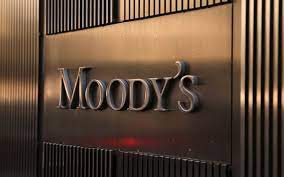 Moody’s: Αναβάθμισε έξι ελληνικές τράπεζες