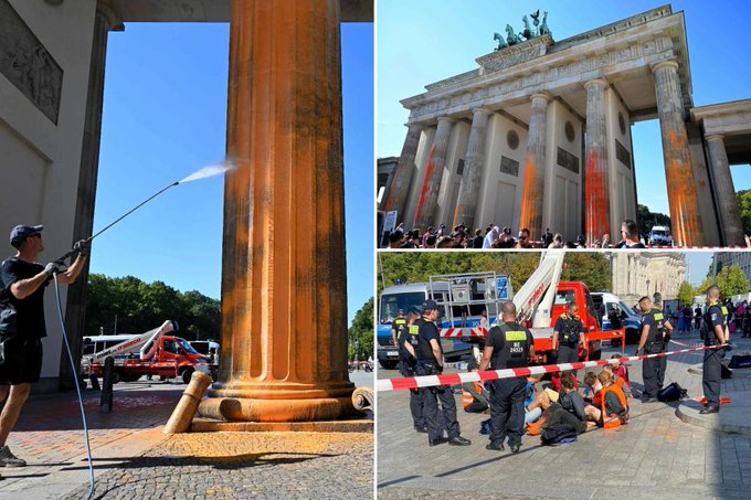 Γερμανία: Ακτιβιστές έβαψαν την Πύλη του Βρανδεμβούργου