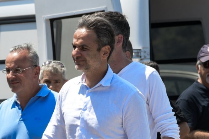 Στις πληγείσες περιοχές της Θεσσαλίας ο πρωθυπουργός Κυριάκος Μητσοτάκης