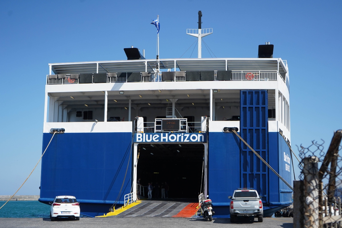 Blue Horizon: Η επικοινωνία ύπαρχου και καπετάνιου μετά τη δολοφονία του Αντώνη - "Άνθρωπος στη θάλασσα"!!
