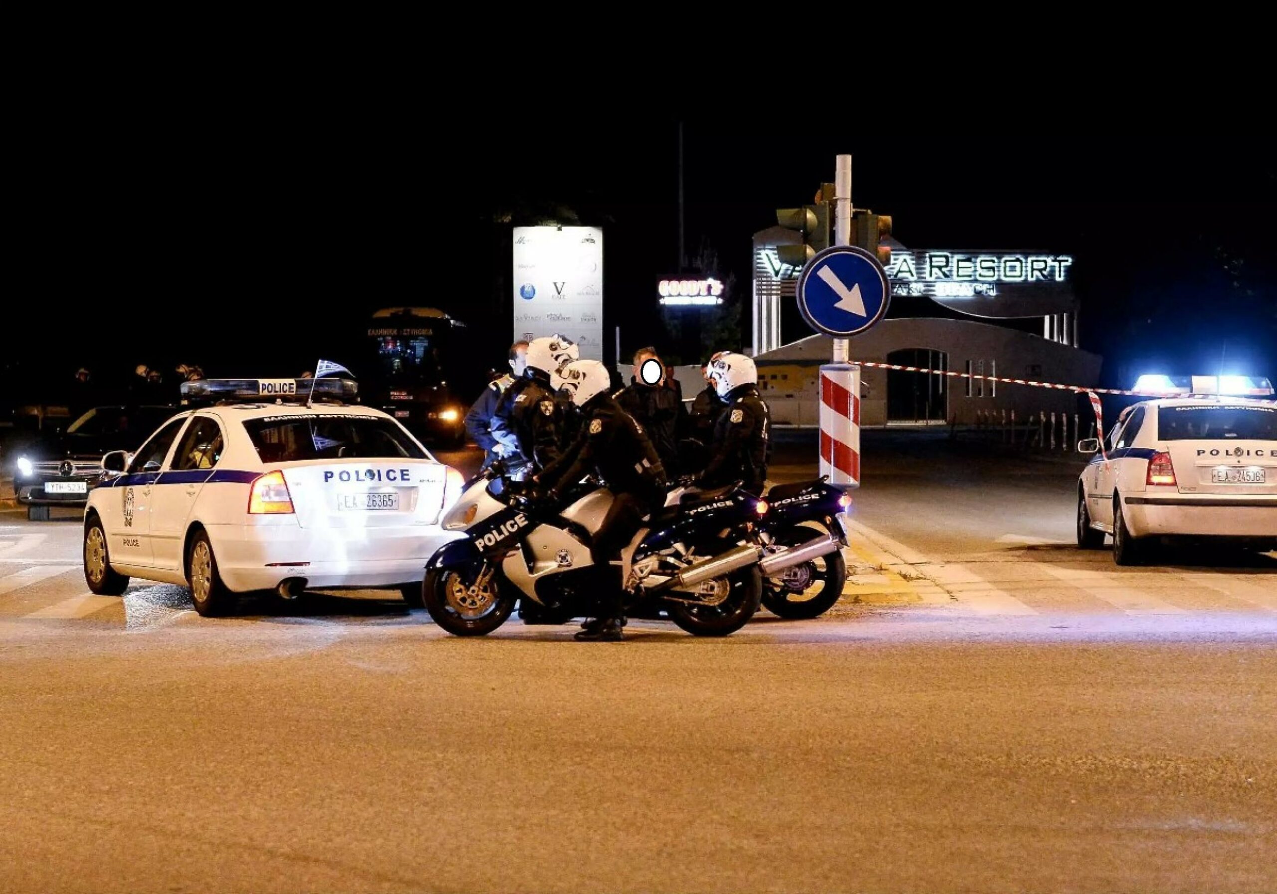 Νέες κόντρες στο Riba's: Ισχυρές αστυνομικές δυνάμεις στο σημείο, έγιναν προσαγωγές και συλλήψεις -Δείτε βίντεο