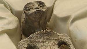 Δύο μη ανθρώπινα λείψανα 1.000 ετών παρουσιάστηκαν σήμερα στο Κογκρέσο στο Μεξικό