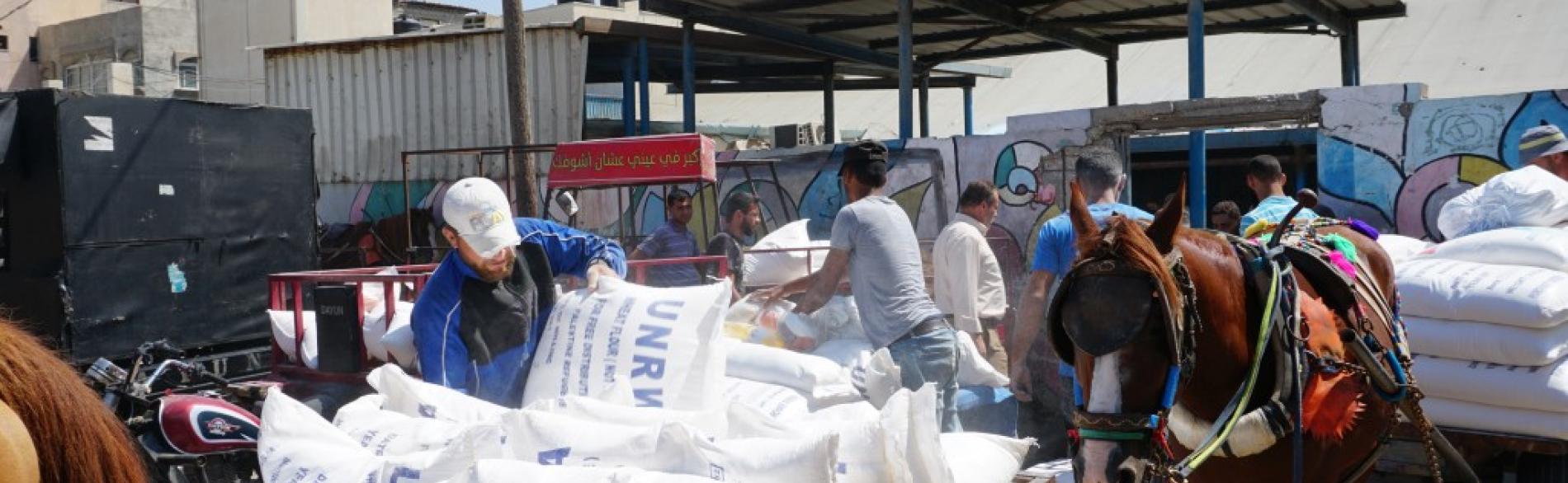 ΟΗΕ: Περισσότερα από 30 φορτηγά με ανθρωπιστική βοήθεια εισήλθαν στη Λωρίδα της Γάζας