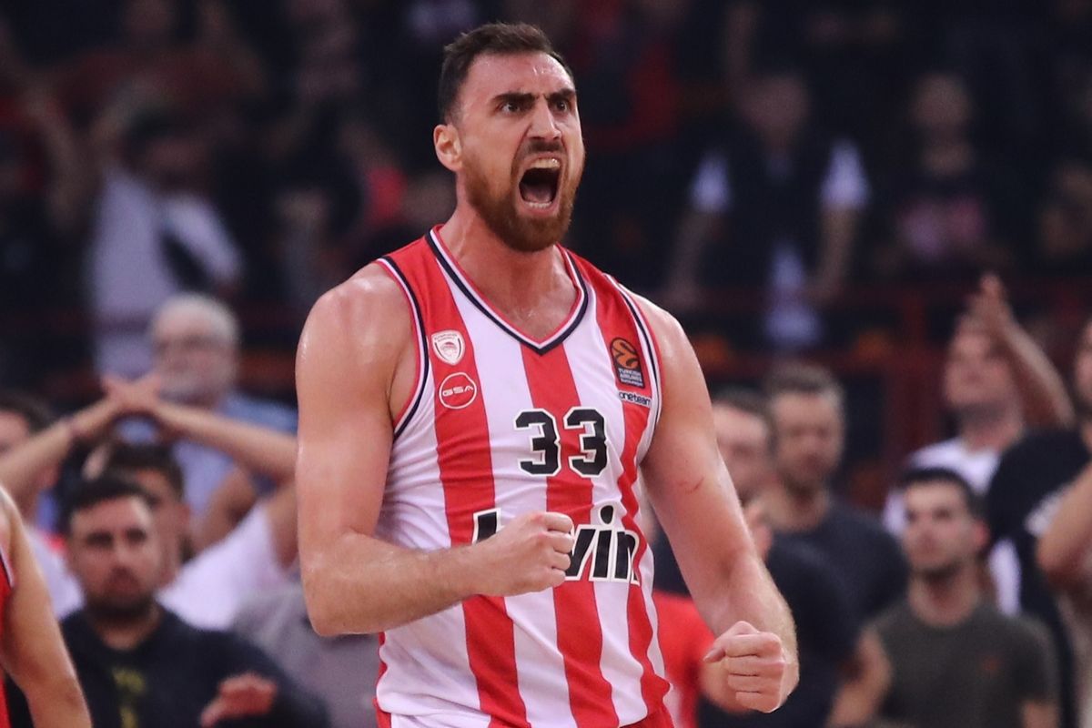 EuroLeague: Ο Μιλουτίνοβ αναδείχθηκε MVP της 4ης αγωνιστικής