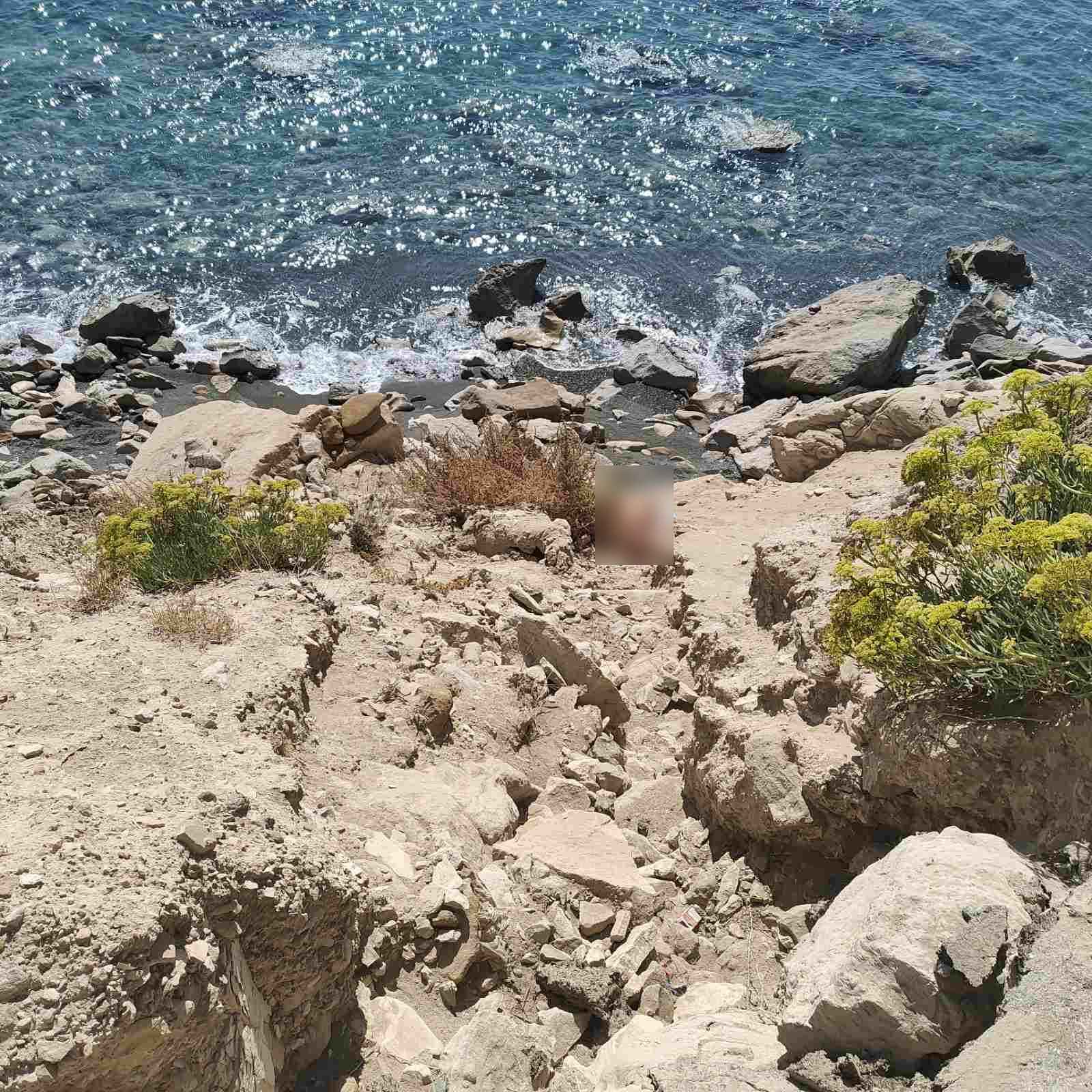 Κρήτη: Πτώμα γυναίκας εντοπίστηκε σε γκρεμό βάθους 3 μέτρων
