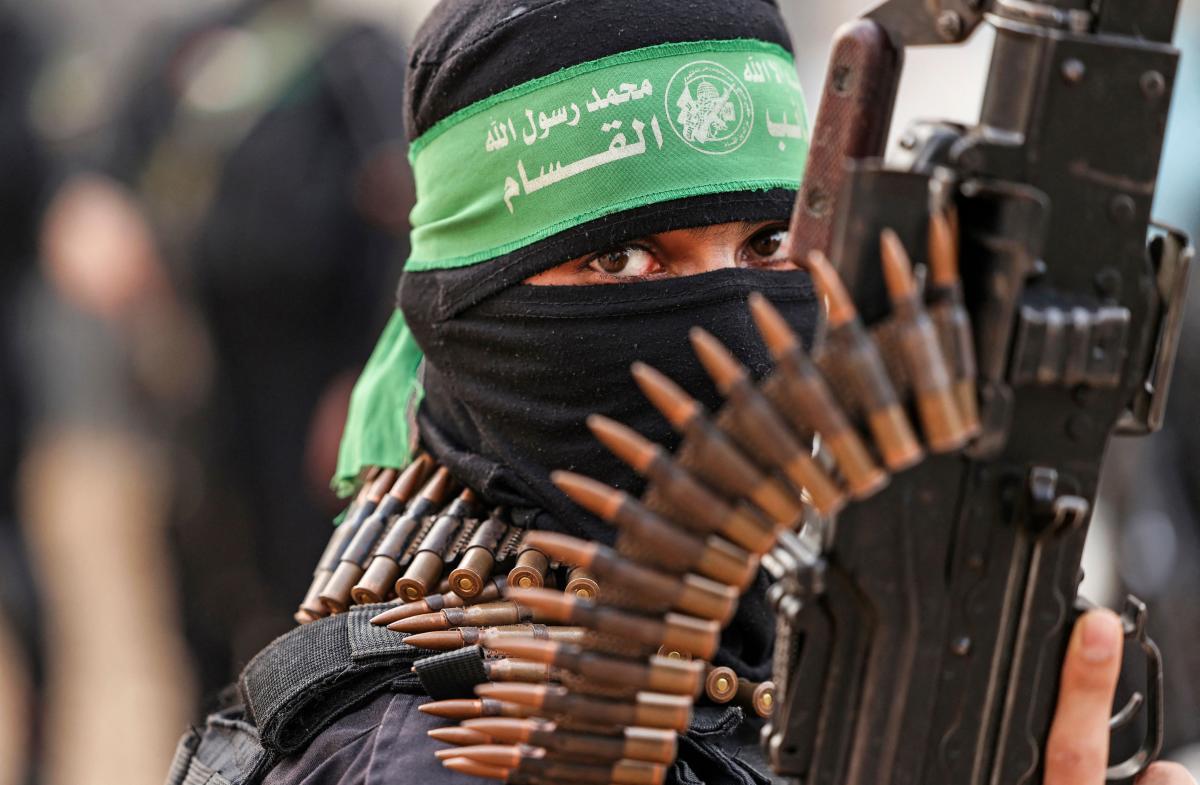 Ταξιαρχίες Αλ Κασάμ: Ποια είναι ένοπλη πτέρυγα της Χαμάς που πολεμά το Ισραήλ