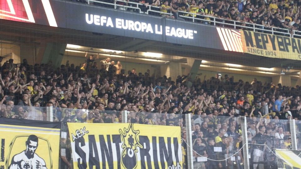 ΑΕΚ: Πρόστιμο 82.000 ευρώ για το ματς με τον Άγιαξ, κίνδυνος για τιμωρία κλεισίματος θυρών στην OPAP Arena